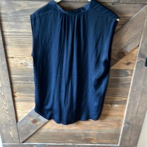 Loft short sleeve/cap sleeve top, size medium